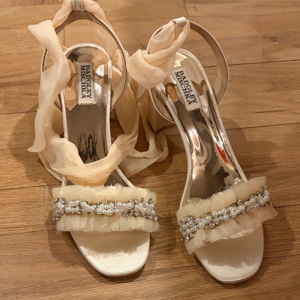 Badgley Mischka Ivory Embellished Heels